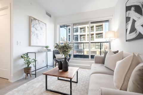 Photo 4 at 303 - 115 Denison Avenue, Chinatown, Toronto