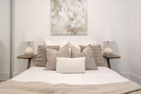 Photo 6 at 303 - 115 Denison Avenue, Chinatown, Toronto