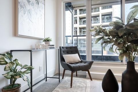 Photo 16 at 303 - 115 Denison Avenue, Chinatown, Toronto