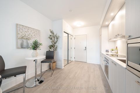 Photo 25 at 303 - 115 Denison Avenue, Chinatown, Toronto