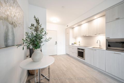 Photo 26 at 303 - 115 Denison Avenue, Chinatown, Toronto