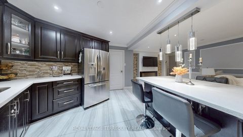 Photo 8 at 1616 - 451 The West Mall, Etobicoke West Mall, Toronto