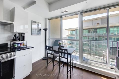 Photo 7 at 1916 - 51 EAST LIBERTY Street, Niagara, Toronto