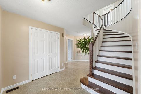 Photo 5 at 30 Ruffet Drive, Edgehill Drive, Barrie