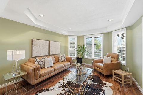 Photo 9 at 30 Ruffet Drive, Edgehill Drive, Barrie