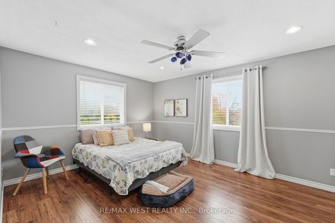 Photo 20 at 30 Ruffet Drive, Edgehill Drive, Barrie