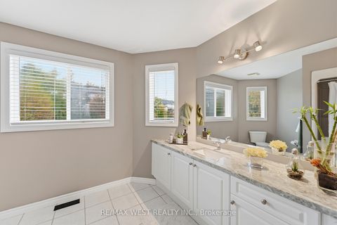 Photo 22 at 30 Ruffet Drive, Edgehill Drive, Barrie