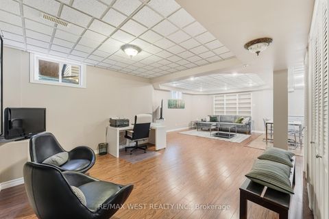 Photo 32 at 30 Ruffet Drive, Edgehill Drive, Barrie