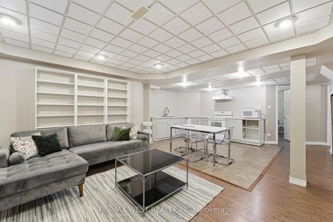 Photo 33 at 30 Ruffet Drive, Edgehill Drive, Barrie