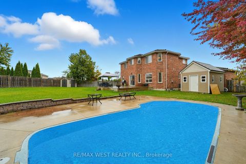 Photo 41 at 30 Ruffet Drive, Edgehill Drive, Barrie