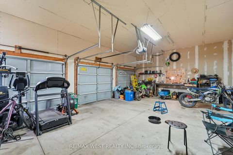 Photo 43 at 30 Ruffet Drive, Edgehill Drive, Barrie