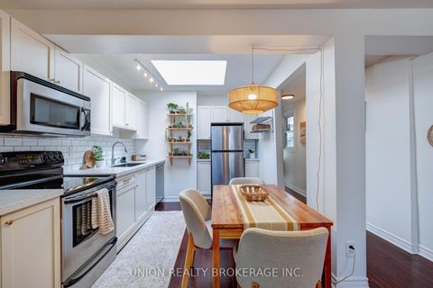 Photo 9 at 237 Craven Road, Coxwell, Toronto