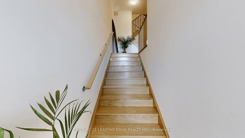 Photo 3 at 75 MIKAYLA Lane, Cornell, Markham