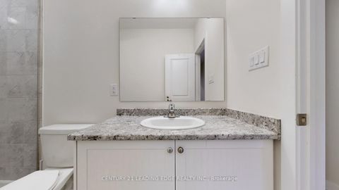 Photo 42 at 75 MIKAYLA Lane, Cornell, Markham