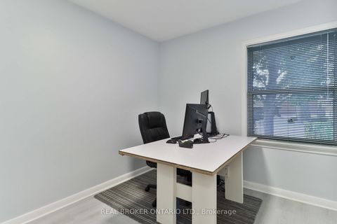 Photo 8 at 32 Christina Crescent, Maryvale, Toronto