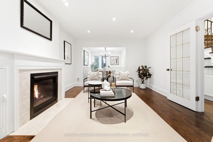 Photo 2 at 531 Briar Hill Avenue, Forest Hill North, Toronto