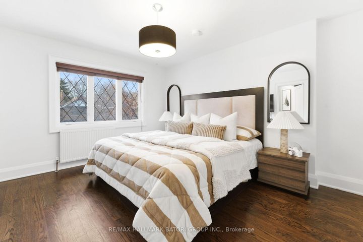 Photo 8 at 531 Briar Hill Avenue, Forest Hill North, Toronto