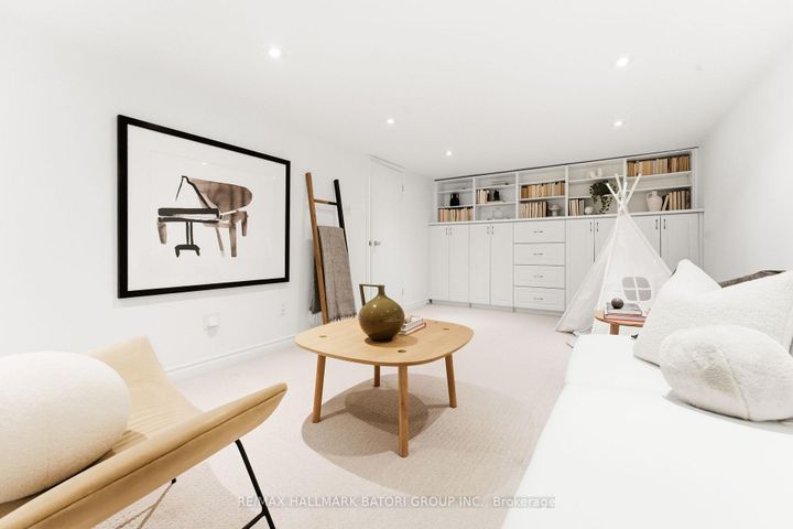 Photo 16 at 531 Briar Hill Avenue, Forest Hill North, Toronto