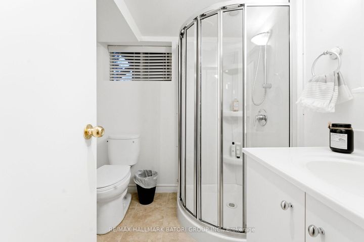 Photo 18 at 531 Briar Hill Avenue, Forest Hill North, Toronto