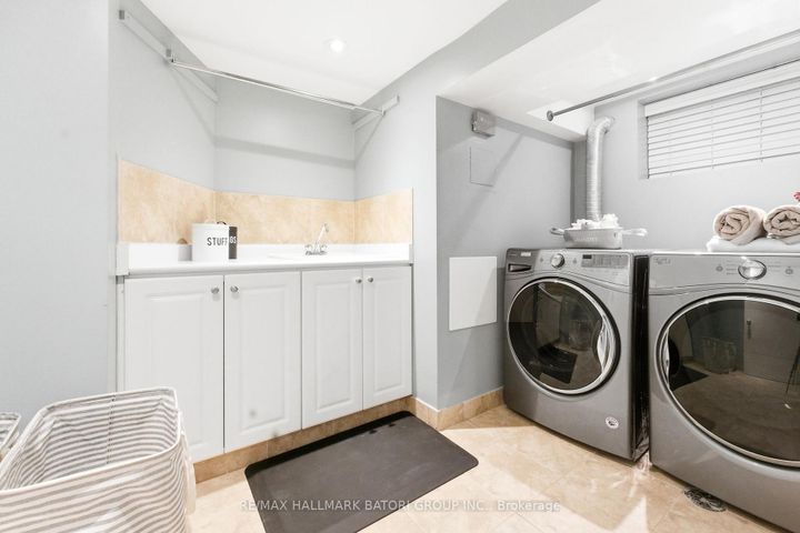 Photo 19 at 531 Briar Hill Avenue, Forest Hill North, Toronto