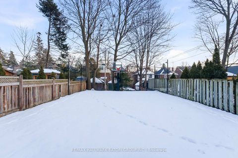 Photo 20 at 531 Briar Hill Avenue, Forest Hill North, Toronto