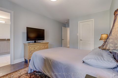 Photo 24 at 53 Dryden Way, Richview, Toronto