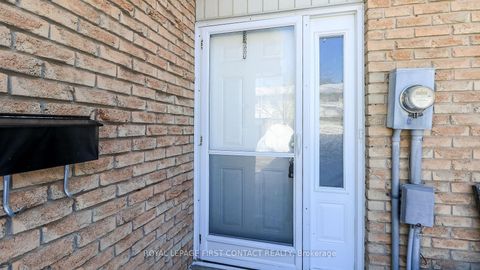 Photo 3 at Unit #10 - 261 Rose Street, Wellington, Barrie