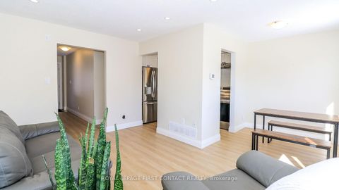 Photo 16 at Unit #10 - 261 Rose Street, Wellington, Barrie