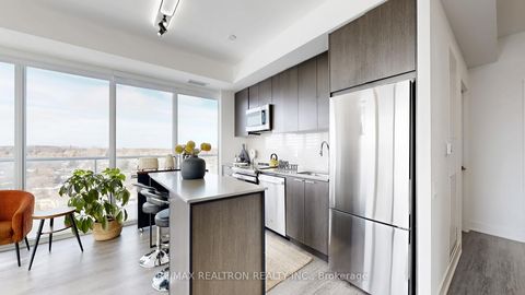 Photo 17 at 909 - 185 Deerfield Road, Central Newmarket, Newmarket