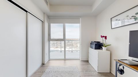 Photo 30 at 909 - 185 Deerfield Road, Central Newmarket, Newmarket