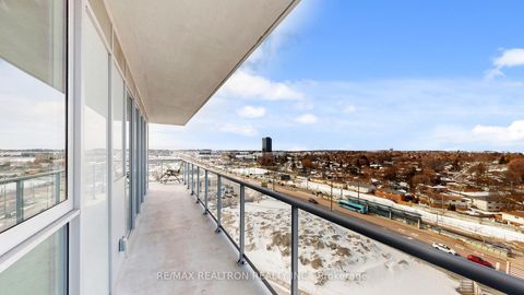 Photo 31 at 909 - 185 Deerfield Road, Central Newmarket, Newmarket