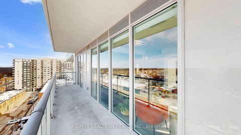 Photo 34 at 909 - 185 Deerfield Road, Central Newmarket, Newmarket