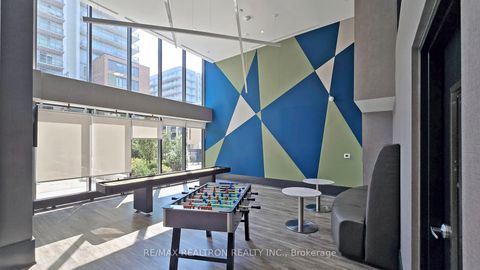 Photo 38 at 909 - 185 Deerfield Road, Central Newmarket, Newmarket