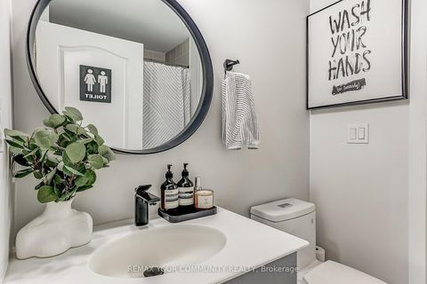 Photo 18 at 244 - 555 William Graham Drive, Rural Aurora, Aurora