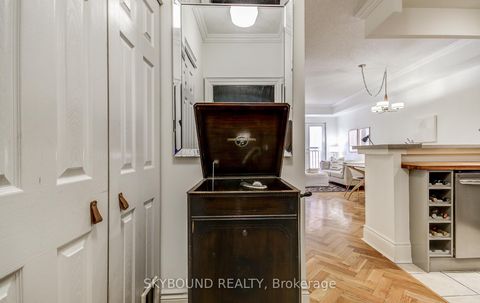 Photo 5 at 703 - 120 Lombard Street, Yonge Corridor, Toronto