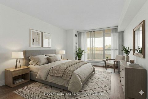 Photo 24 at 426 - 32 Clarissa Drive, Harding, Richmond Hill