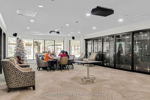 Photo 40 at 426 - 32 Clarissa Drive, Harding, Richmond Hill