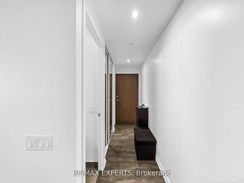Photo 4 at 4701 - 7890 Jane Street, Concord, Vaughan