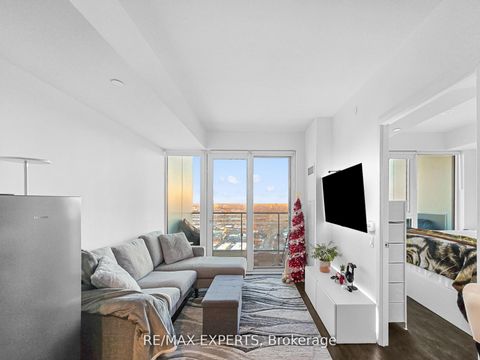 Photo 14 at 4701 - 7890 Jane Street, Concord, Vaughan