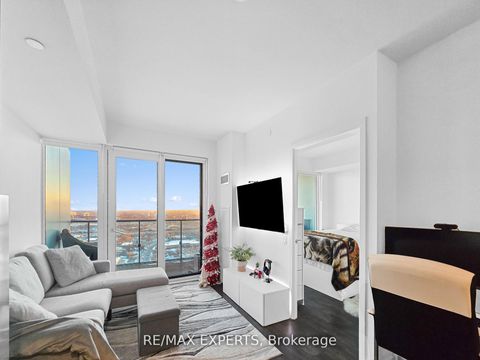 Photo 16 at 4701 - 7890 Jane Street, Concord, Vaughan