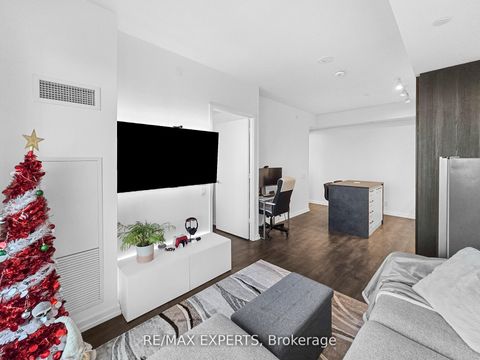 Photo 18 at 4701 - 7890 Jane Street, Concord, Vaughan