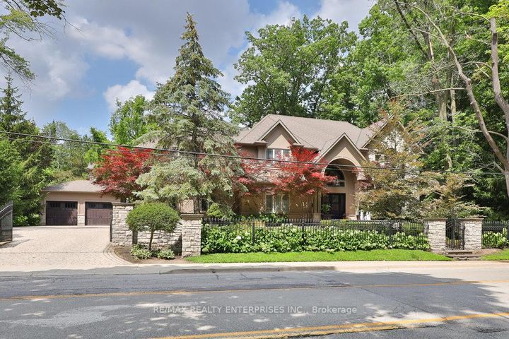 Photo 1 at 5047 Lakeshore Road, Appleby, Burlington