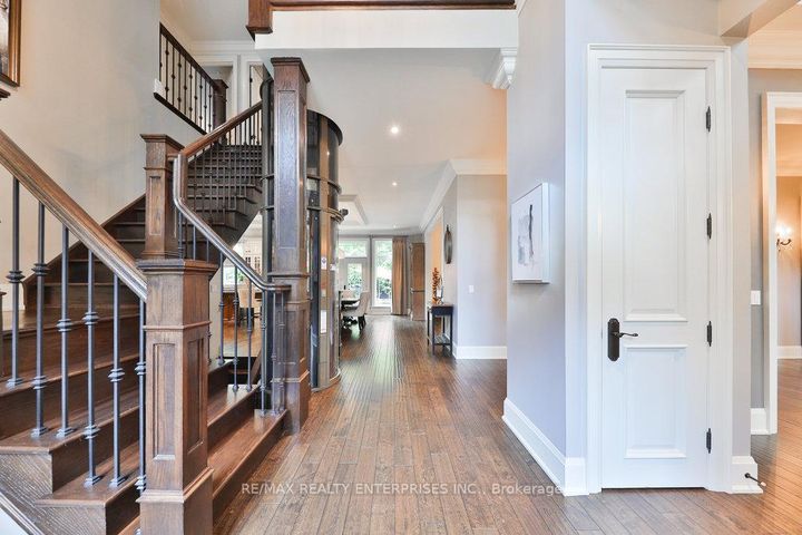 Photo 5 at 5047 Lakeshore Road, Appleby, Burlington