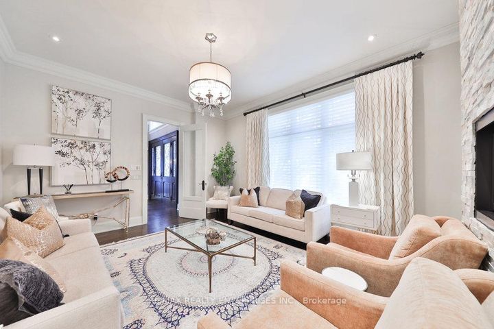 Photo 8 at 5047 Lakeshore Road, Appleby, Burlington