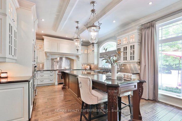 Photo 12 at 5047 Lakeshore Road, Appleby, Burlington