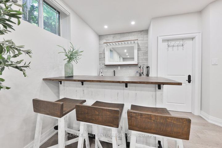 Photo 34 at 5047 Lakeshore Road, Appleby, Burlington