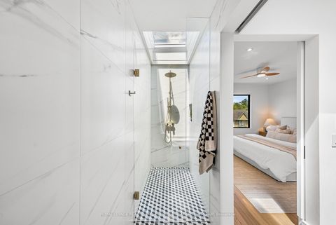 Photo 31 at 17 Myrtle Avenue, South Riverdale, Toronto