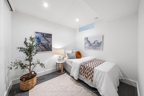 Photo 38 at 17 Myrtle Avenue, South Riverdale, Toronto