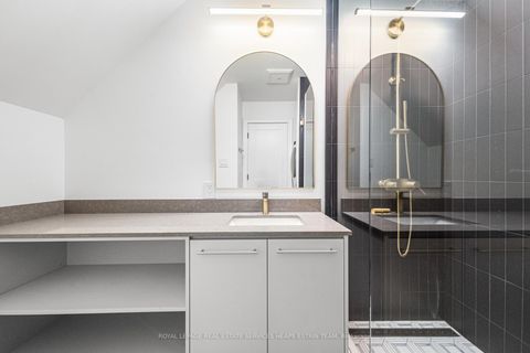 Photo 46 at 17 Myrtle Avenue, South Riverdale, Toronto