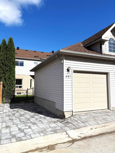 Photo 12 at 447 Hollandview Trail, Bayview Wellington, Aurora